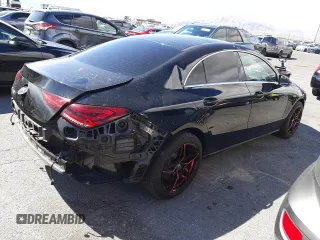 2020 Mercedes-Benz CLA 250 z VIN WDD5J4GB9LN034131, wystawiony jako Copart lot #50998265 z przebiegiem 92 658 mil mil oraz Szkoda całkowita • Salvage title. Historia ofert i sprzedaży dostępna na DreamBid. Obrazek 3.