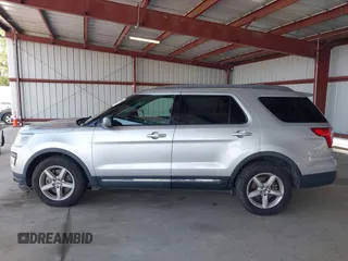 2018 Ford Explorer XLT with VIN 1FM5K7D82JGA19887, listed as a IAAI auction lot 42049120 with 105,748 mi miles and . Bid and sale history available at DreamBid. Image 14.