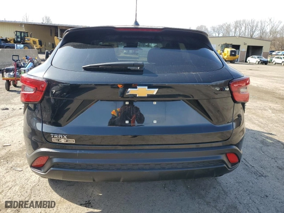 2024 Chevrolet Trax LS with VIN KL77LFE2XRC016668, listed as a Copart auction lot 51515685 with 13,709 mi miles and Salvage Title. Bid and sale history available at carsss.com. Image 6.