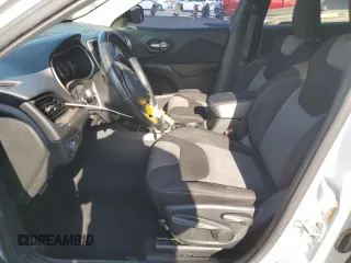 2015 Jeep Cherokee Sport with VIN 1C4PJLAB2FW689249, listed as a Copart auction lot 61716305 with 87,987 mi miles and Salvage title. Bid and sale history available at DreamBid. Image 7.