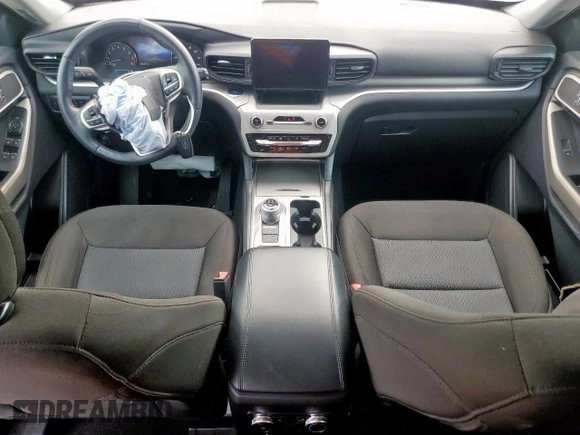 2022 Ford Explorer XLT z VIN 1FMSK7DH3NGA14707, wystawiony jako Copart lot #57438845 z przebiegiem 96 420 mil mil oraz Szkoda całkowita • Salvage title. Historia ofert i sprzedaży dostępna na DreamBid. Obrazek 8.
