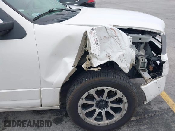 2013 Ford Expedition Max Limited с VIN 1FMJK2A53DEF19312, выставлен на аукционе IAAI как лот 42362518 с пробегом 179 629 миль миль и . История ставок и продаж доступна на DreamBid. Изображение 6.