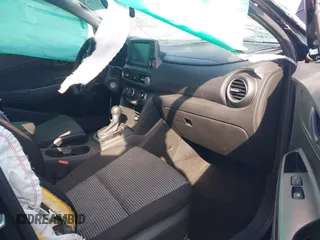 2021 Hyundai Kona SE with VIN KM8K12AA5MU641468, listed as a IAAI auction lot 41726578 with 72,906 mi miles and . Bid and sale history available at DreamBid. Image 5.