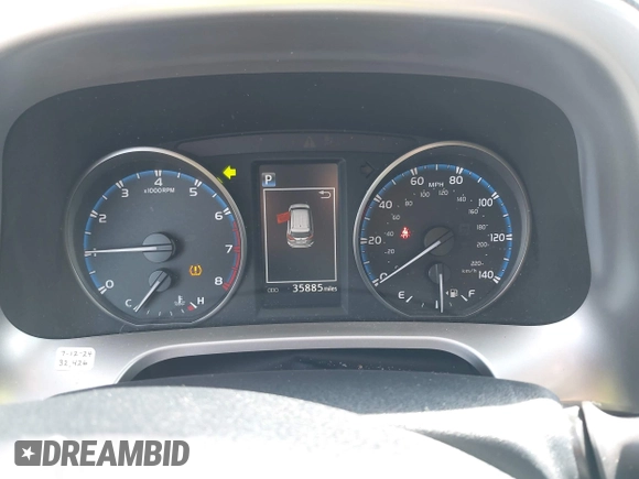 2017 Toyota RAV4 LE z VIN JTMZFREV1HJ114691, wystawiony jako IAAI lot #41920061 z przebiegiem 35 885 mil mil oraz . Historia ofert i sprzedaży dostępna na DreamBid. Obrazek 7.