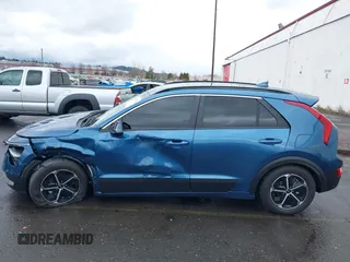 2024 Kia Niro EX Touring with VIN KNDCR3LE2R5189956, listed as a IAAI auction lot 41517262 with 2,291 mi miles. Bid and sale history available at carsss.com. Image 14.