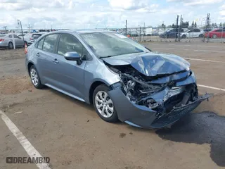 2020 Toyota Corolla LE with VIN JTDEPRAE5LJ093077, listed as a IAAI auction lot 41899354 with 28,279 mi miles. Bid and sale history available at carsss.com. Image 1.