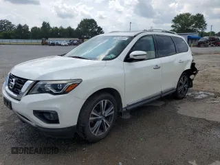 2018 Nissan Pathfinder S z VIN 5N1DR2MN9JC624870, wystawiony jako Copart lot #59740805 z przebiegiem 150 146 mil mil oraz Szkoda całkowita • Salvage title. Historia ofert i sprzedaży dostępna na DreamBid. Obrazek 1.