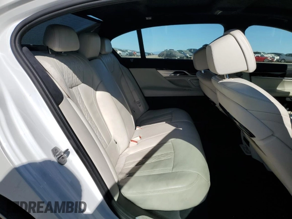 2016 BMW 7 Series 750i with VIN WBA7F0C55GGM20839, listed as a Copart auction lot 46189945 with 75,886 mi miles and Salvage Title. Bid and sale history available at carsss.com. Image 10.
