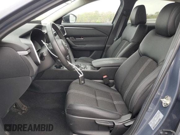 2024 Mazda CX-50 S Select with VIN 7MMVABAM1RN207173, listed as a Copart auction lot 51615135 with 10,052 mi miles and Salvage title. Bid and sale history available at DreamBid. Image 7.