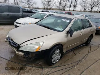 2004 Honda Accord LX z VIN 1HGCM66314A083722, wystawiony jako Copart lot #72419204 z przebiegiem 165 838 mil mil oraz Nie do naprawy • Non repairable. Historia ofert i sprzedaży dostępna na DreamBid. Obrazek 1.