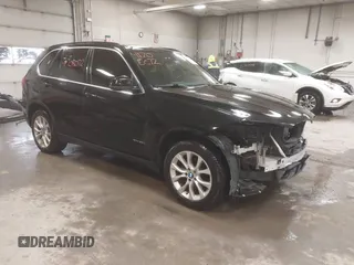 2016 BMW X5 xDrive35i with VIN 5UXKR0C57G0S85956, listed as a IAAI auction lot 41708072 with 409,161 mi miles. Bid and sale history available at carsss.com. Image 1.