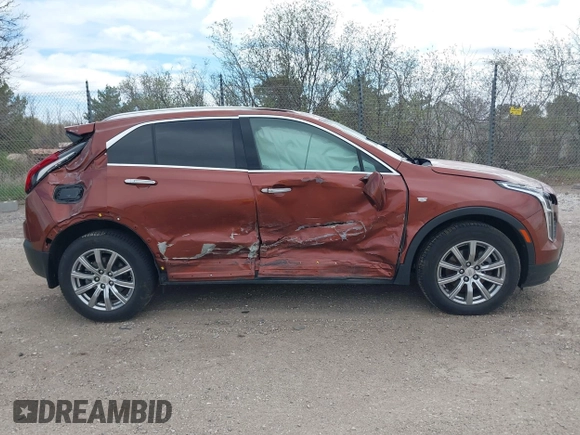 2019 Cadillac XT4 AWD Premium Luxury with VIN 1GYFZDR45KF183306, listed as a IAAI auction lot 42136598 with 44,657 mi miles and . Bid and sale history available at carsss.com. Image 12.