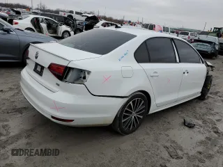 2016 Volkswagen Jetta Sport with VIN 3VWB17AJ3GM239133, listed as a Copart auction lot 40429084 with 130,875 mi miles and Salvage title. Bid and sale history available at DreamBid. Image 3.