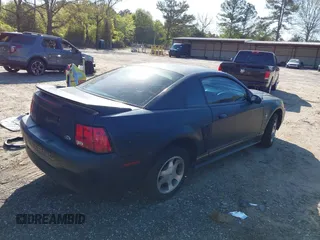 2000 Ford Mustang z VIN 1FAFP404XYF217165, wystawiony jako IAAI lot #41997215 z przebiegiem Nie podano mil oraz . Historia ofert i sprzedaży dostępna na DreamBid. Obrazek 4.