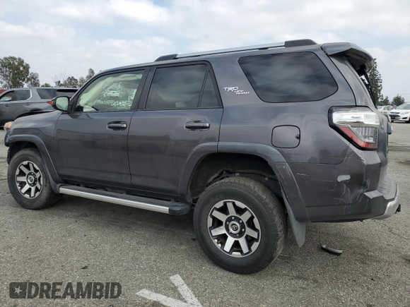 2018 Toyota 4Runner SR5 with VIN JTEBU5JRXJ5539376, listed as a Copart auction lot 49808395 with 76,373 mi miles and Salvage Title. Bid and sale history available at DreamBid. Image 2.