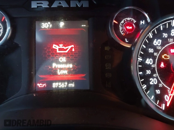2020 Ram 1500 Big Horn z VIN 1C6RRFFG7LN285301, wystawiony jako IAAI lot #41241988 z przebiegiem 89 567 mil mil oraz . Historia ofert i sprzedaży dostępna na DreamBid. Obrazek 16.