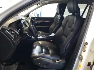 2017 Volvo XC90 Momentum with VIN YV4A22PKXH1122871, listed as a Copart auction lot 45676235 with 90,113 mi miles and Salvage Title. Bid and sale history available at carsss.com. Image 7.