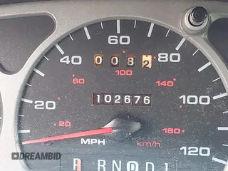 1999 Ford Taurus z VIN 1FAFP52S9XG309250, wystawiony jako IAAI lot #41797222 z przebiegiem 102 676 mil mil oraz . Historia ofert i sprzedaży dostępna na DreamBid. Obrazek 15.