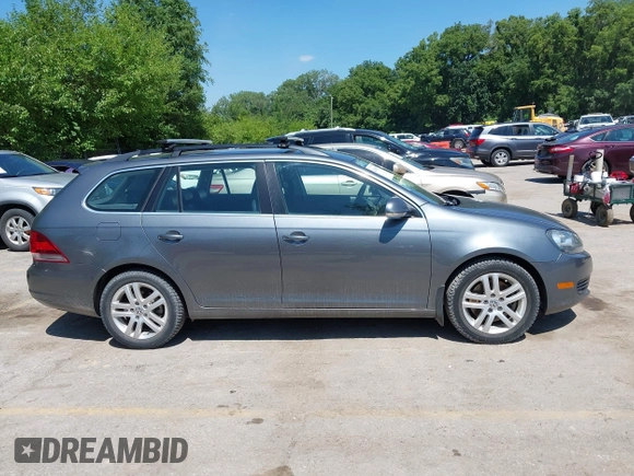 2010 Volkswagen Jetta TDI z VIN 3VWPL7AJ5AM660293, wystawiony jako IAAI lot #42636927 z przebiegiem 234 740 mil mil oraz . Historia ofert i sprzedaży dostępna na DreamBid. Obrazek 13.