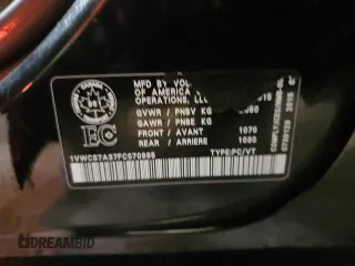2015 Volkswagen Passat SEL Premium z VIN 1VWCS7A37FC070995, wystawiony jako Copart lot #47489255 z przebiegiem 190 015 mil mil oraz Czysty tytuł • Clean title. Historia ofert i sprzedaży dostępna na DreamBid. Obrazek 13.