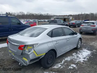 2016 Nissan Sentra SR with VIN 3N1AB7AP1GL666559, listed as a IAAI auction lot 41632834 with 138,395 mi miles. Bid and sale history available at carsss.com. Image 4.