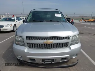 2011 Chevrolet Avalanche LS with VIN 3GNTKEE35BG252968, listed as a IAAI auction lot 42109433 with 117,352 mi miles and . Bid and sale history available at DreamBid. Image 12.