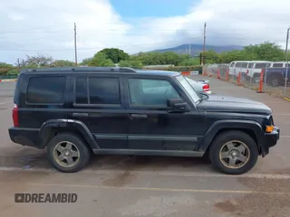 2006 Jeep Commander with VIN 1J8HH48K26C136493, listed as a IAAI auction lot 42283667 with Not provided miles and . Bid and sale history available at DreamBid. Image 13.