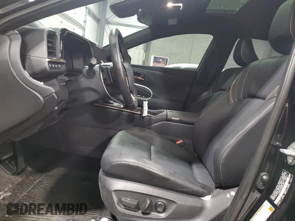 2025 Toyota Crown XLE с VIN JTDACAAJ3S3006403, выставлен на аукционе Copart как лот 86054804 с пробегом 9 168 миль миль и Списание • Salvage title. История ставок и продаж доступна на DreamBid. Изображение 7.