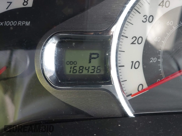 2011 Toyota Sienna SE with VIN 5TDXK3DC1BS096963, listed as a IAAI auction lot 41676328 with 168,436 mi miles. Bid and sale history available at carsss.com. Image 15.