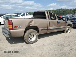 2001 Chevrolet Silverado 1500 LS with VIN 1GCEK19T41Z272423, listed as a Copart auction lot 53672165 with Not Provided miles and Salvage Title. Bid and sale history available at DreamBid. Image 3.