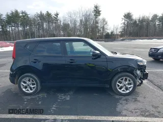 2020 Kia Soul S with VIN KNDJ23AU2L7014639, listed as a IAAI auction lot 41710687 with 99,590 mi miles. Bid and sale history available at carsss.com. Image 13.