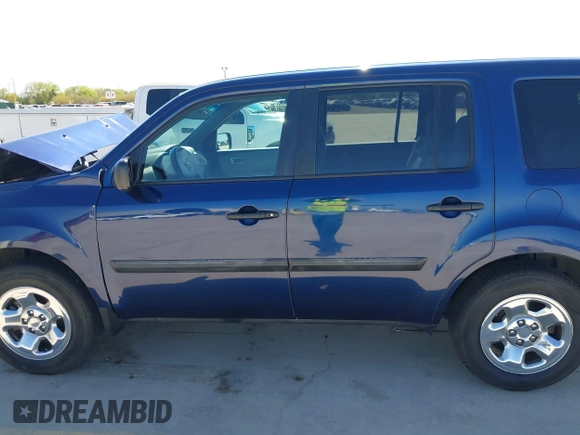 2015 Honda Pilot LX with VIN 5FNYF3H23FB007463, listed as a IAAI auction lot 41847626 with 151,732 mi miles and . Bid and sale history available at carsss.com. Image 14.