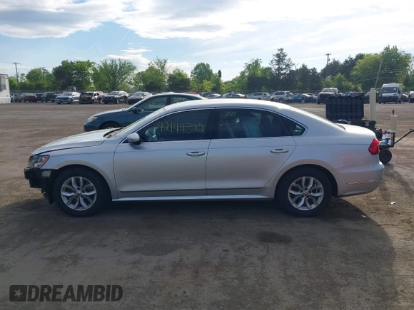 2016 Volkswagen Passat S with VIN 1VWAT7A39GC014305, listed as a IAAI auction lot 42144322 with 187,419 mi miles and . Bid and sale history available at DreamBid. Image 15.