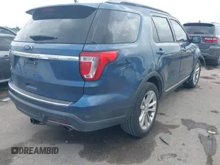 2018 Ford Explorer XLT z VIN 1FM5K7D80JGA25011, wystawiony jako IAAI lot #42155280 z przebiegiem 134 579 mil mil oraz . Historia ofert i sprzedaży dostępna na DreamBid. Obrazek 4.