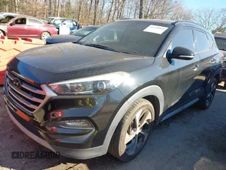 2017 Hyundai Tucson Sport z VIN KM8J33A2XHU573758, wystawiony jako IAAI lot #41428068 z przebiegiem 119 589 mil mil oraz . Historia ofert i sprzedaży dostępna na DreamBid. Obrazek 17.
