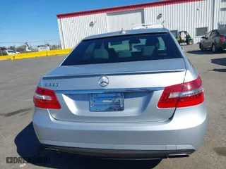 2012 Mercedes-Benz E-Class E 350 Luxury BlueTEC with VIN WDDHF2EBXCA567845, listed as a IAAI auction lot 40588402 with 93,930 mi miles. Bid and sale history available at carsss.com. Image 16.