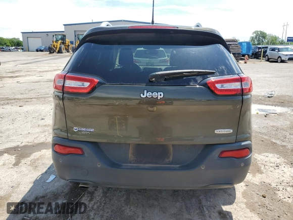 2015 Jeep Cherokee Latitude with VIN 1C4PJLCB1FW689191, listed as a Copart auction lot 55698695 with 114,070 mi miles and Clean Title. Bid and sale history available at carsss.com. Image 6.