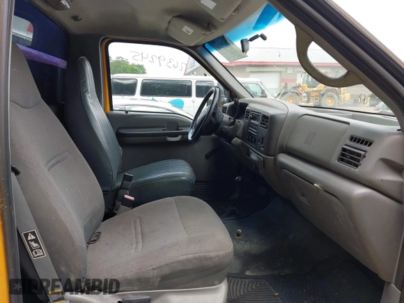 2002 Ford F-350 с VIN 1FDSF35L92ED21452, выставлен на аукционе IAAI как лот 42639245 с пробегом 96 092 миль миль и . История ставок и продаж доступна на DreamBid. Изображение 5.