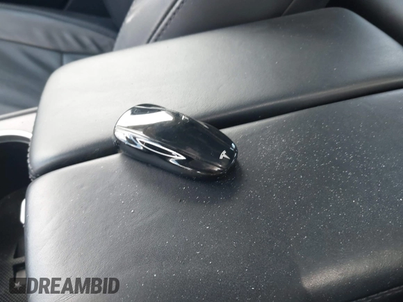 2017 Tesla Model S 100D with VIN 5YJSA1E45HF189006, listed as a IAAI auction lot 42540693 with 64,827 mi miles and . Bid and sale history available at DreamBid. Image 11.