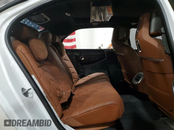 2023 BMW i7 xDrive60 z VIN WBY53EJ07PCL47356, wystawiony jako Copart lot #46454134 z przebiegiem 11 710 mil mil oraz . Historia ofert i sprzedaży dostępna na DreamBid. Obrazek 10.