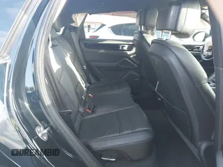 2020 Porsche Cayenne with VIN WP1AA2AY3LDA04136, listed as a IAAI auction lot 41713339 with 24,513 mi miles and . Bid and sale history available at DreamBid. Image 8.