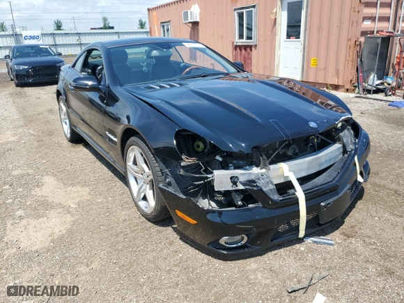 2009 Mercedes-Benz SL-Class V8 with VIN WDBSK71F79F146967, listed as a Copart auction lot 62679494 with 57,412 mi miles and Salvage Title. Bid and sale history available at carsss.com. Image 4.