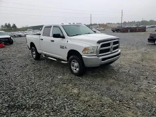 2014 Ram 2500 Tradesman with VIN 3C6UR5CL3EG250675, listed as a Copart auction lot 50128435 with 275,613 mi miles and Salvage title. Bid and sale history available at DreamBid. Image 14.