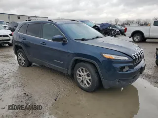 2018 Jeep Cherokee Latitude with VIN 1C4PJMCB1JD533288, listed as a Copart auction lot 86869514 with 0 mi miles and Clean Title. Bid and sale history available at carsss.com. Image 4.