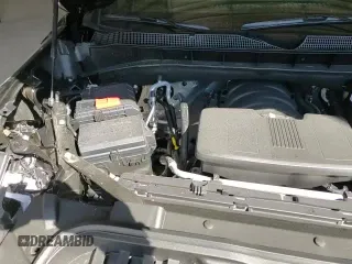 2025 Chevrolet Silverado 1500 z VIN 1GCUKJED4SZ158823, wystawiony jako Copart lot #46321055 z przebiegiem 2 556 mil mil oraz Szkoda całkowita • Salvage title. Historia ofert i sprzedaży dostępna na DreamBid. Obrazek 13.