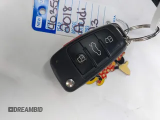 2018 Audi Q3 Premium z VIN WA1BCCFS8JR013032, wystawiony jako IAAI lot #41706173 z przebiegiem 111 402 mil mil oraz . Historia ofert i sprzedaży dostępna na DreamBid. Obrazek 11.