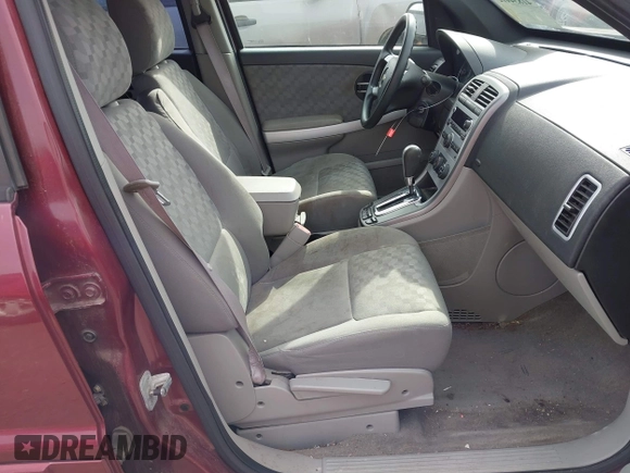 2007 Chevrolet Equinox LS with VIN 2CNDL13F576013693, listed as a IAAI auction lot 41834412 with 204,636 mi miles. Bid and sale history available at carsss.com. Image 5.