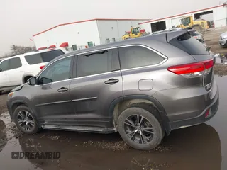 2018 Toyota Highlander LE with VIN 5TDZZRFH0JS249069, listed as a IAAI auction lot 41710956 with 83,598 mi miles and . Bid and sale history available at DreamBid. Image 14.