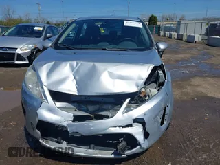 2013 Ford Fiesta SE with VIN 3FADP4BJ7DM207522, listed as a IAAI auction lot 41962314 with 191,550 mi miles. Bid and sale history available at carsss.com. Image 6.