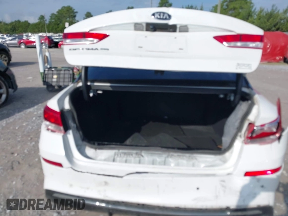 2020 Kia Optima LX with VIN 5XXGT4L30LG390927, listed as a IAAI auction lot 42642424 with 84,697 mi miles and . Bid and sale history available at DreamBid. Image 6.
